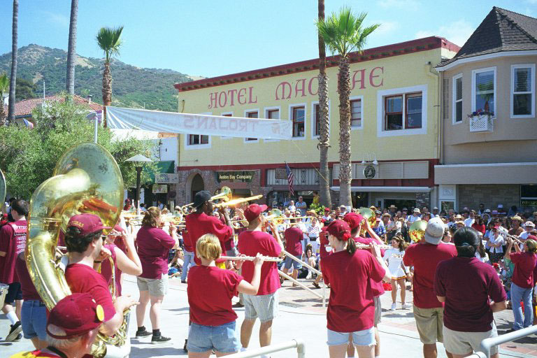 Catalina%20--%20Trojans%20on%20the%20Bandstand%201